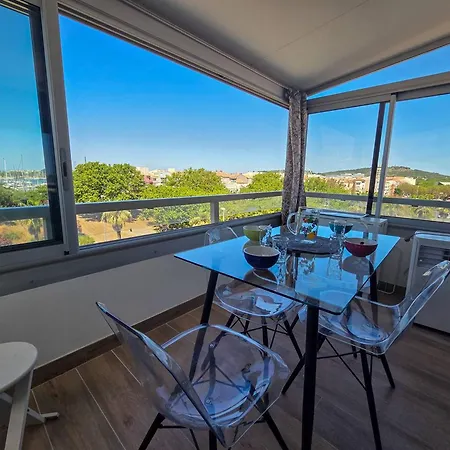 아파트 En Mezzanine, Parking - 4 Pers., Cap D'agde - Fr-1-880-97 *