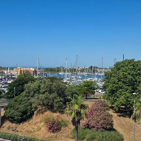 En Mezzanine, Parking - 4 Pers., Cap D'agde - Fr-1-880-97 *