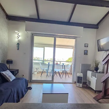 En Mezzanine, Parking - 4 Pers., Cap D'agde - Fr-1-880-97