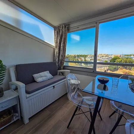 En Mezzanine, Parking - 4 Pers., Cap D'agde - Fr-1-880-97